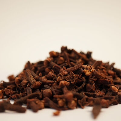 KARANFİL 100 GR - 3